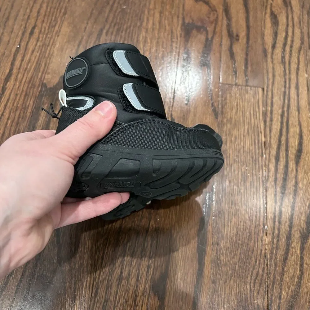 New Khombu Little Boys and Girls Neek2 Waterproof Leather Snow Boots Sz 5 Black